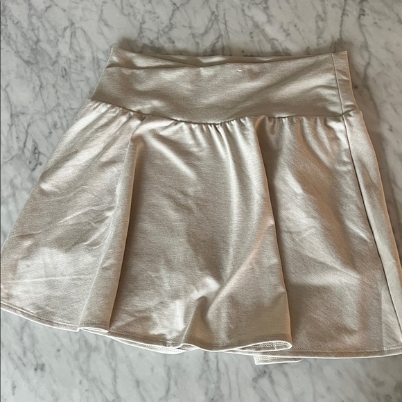 Old Navy Pants - NWOT Old Navy Cream High-Rise Tennis Skort